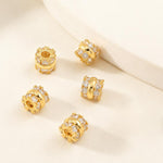 Confezione da 5 perline distanziatrici con foro e zirconi incastonati, placcate in oro, per la creazione di gioielli fai da te., Dual-Hole Snowflake Bead, Snowflake Bow Diamond Bead, Hexagonal Zircon Bead 8mm, 2-row Diamond Pig Nose Oval               ...