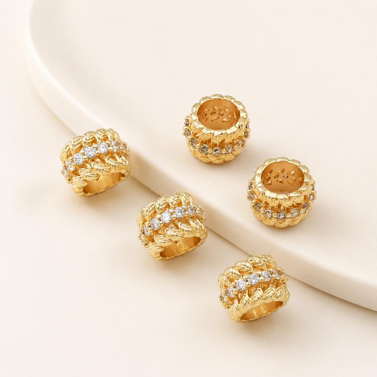 Confezione da 5 perline distanziatrici con foro e zirconi incastonati, placcate in oro, per la creazione di gioielli fai da te., Wheel 3-Rows Zircon Bead, Dual-Row Leaf Zircon Bead 9.5mm, Diamond Dual-Sided Slim Base, Slim Zircon Bead 8x10mm           ...