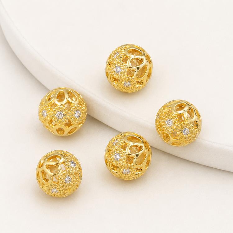 Confezione da 5 perline distanziatrici con foro e zirconi incastonati, placcate in oro, per la creazione di gioielli fai da te., Wheel 3-Rows Zircon Bead, Dual-Row Leaf Zircon Bead 9.5mm, Diamond Dual-Sided Slim Base, Slim Zircon Bead 8x10mm           ...