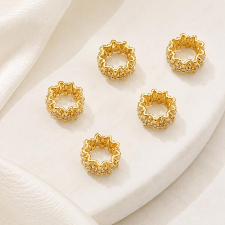 Confezione da 5 perline distanziatrici con foro e zirconi incastonati, placcate in oro, per la creazione di gioielli fai da te., Wheel 3-Rows Zircon Bead, Dual-Row Leaf Zircon Bead 9.5mm, Diamond Dual-Sided Slim Base, Slim Zircon Bead 8x10mm           ...