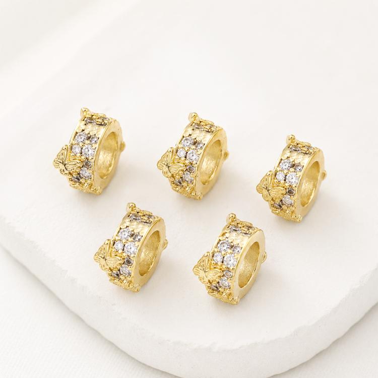 Confezione da 5 perline distanziatrici con foro e zirconi incastonati, placcate in oro, per la creazione di gioielli fai da te., Butterfly Zircon Ring 8.5mm, 4-Leaf Clover Zircon Bead 7mm, Cubic 4-Diamond Bead 6mm, Ripple Round Bead 5mm                ...