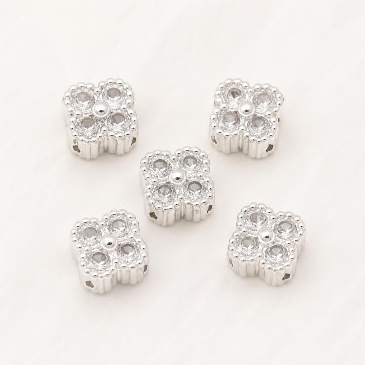 Confezione da 5 perline distanziatrici con foro e zirconi incastonati, placcate in oro, per la creazione di gioielli fai da te., Butterfly Zircon Ring 8.5mm, 4-Leaf Clover Zircon Bead 7mm, Cubic 4-Diamond Bead 6mm, Ripple Round Bead 5mm                ...