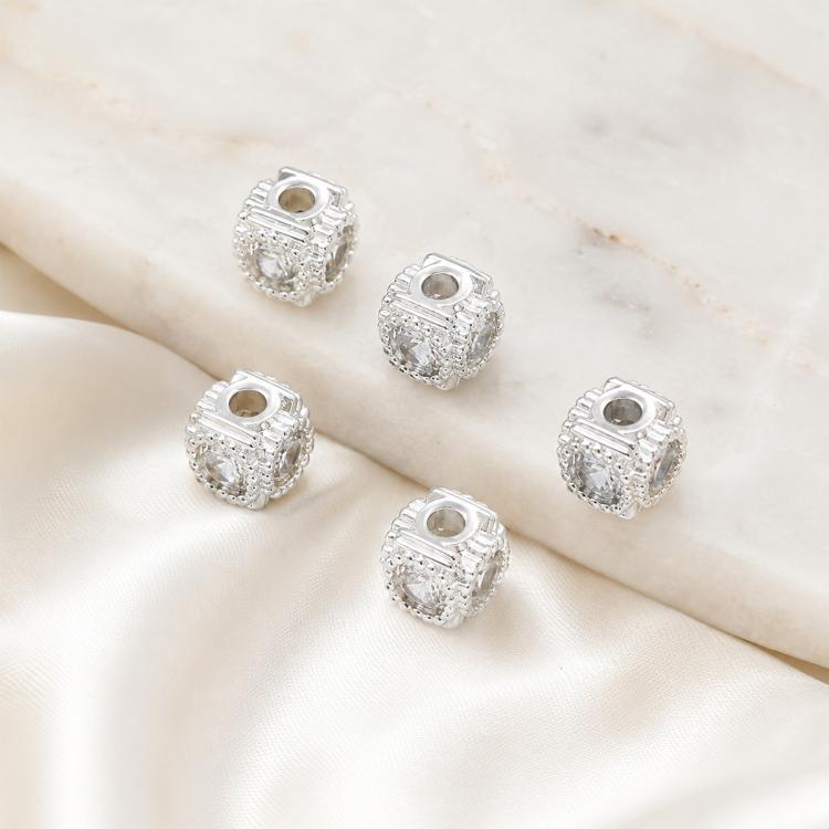 Confezione da 5 perline distanziatrici con foro e zirconi incastonati, placcate in oro, per la creazione di gioielli fai da te., Butterfly Zircon Ring 8.5mm, 4-Leaf Clover Zircon Bead 7mm, Cubic 4-Diamond Bead 6mm, Ripple Round Bead 5mm                ...