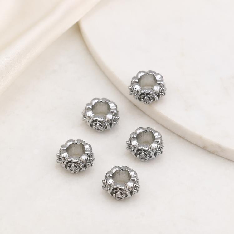 Confezione da 5 perline distanziatrici con foro e zirconi incastonati, placcate in oro, per la creazione di gioielli fai da te., Butterfly Zircon Ring 8.5mm, 4-Leaf Clover Zircon Bead 7mm, Cubic 4-Diamond Bead 6mm, Ripple Round Bead 5mm                ...