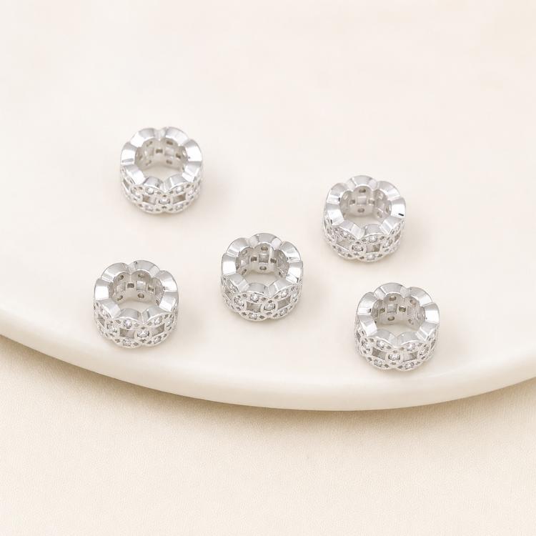Confezione da 5 perline distanziatrici con foro e zirconi incastonati, placcate in oro, per la creazione di gioielli fai da te., Large Hole Diamond Coin 4.3x9x5.8mm, Zircon Cloud Bead 5.8x7.8x3.35mm, Zircon Spacer Bead 5.6x8.8x4.9mm                    ...