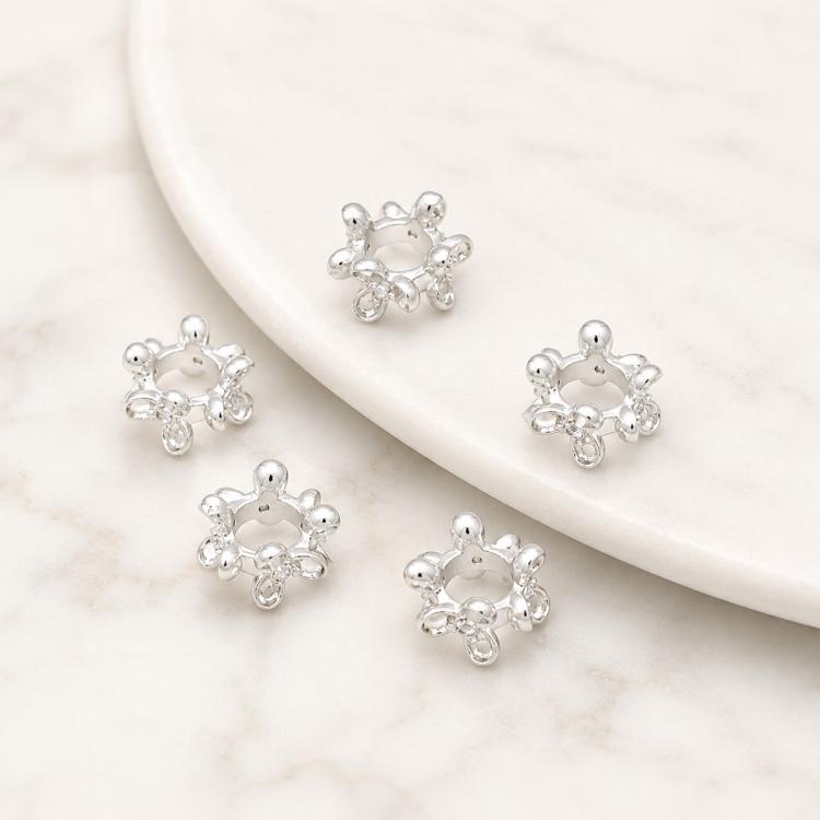 Confezione da 5 perline distanziatrici con foro e zirconi incastonati, placcate in oro, per la creazione di gioielli fai da te., Large Hole Diamond Coin 4.3x9x5.8mm, Zircon Cloud Bead 5.8x7.8x3.35mm, Zircon Spacer Bead 5.6x8.8x4.9mm                    ...