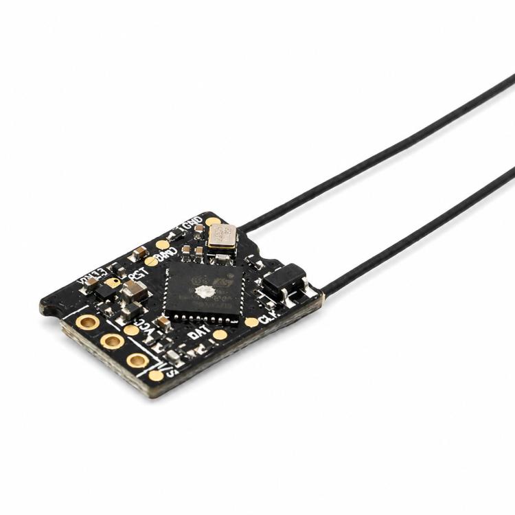 Ricevitore di protocollo di terza generazione FlySky TR8B / TMR / IN4R-GYB per aeromodelli ad ala fissa