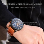 Orologio da uomo CURREN M8291 con calendario a sei lancette e cinturino in pelle vegana.