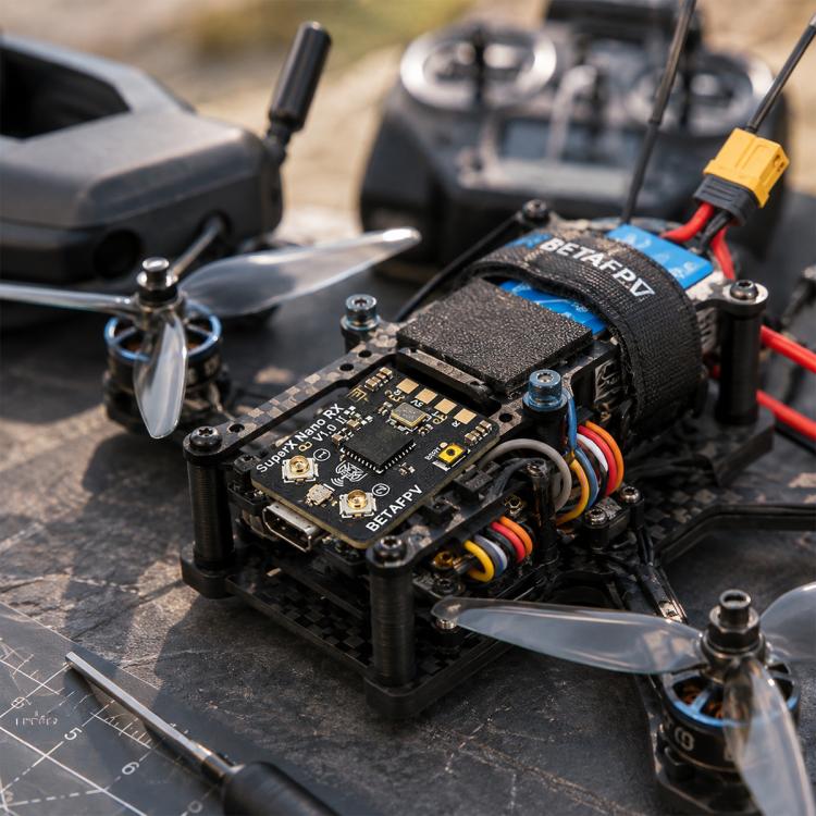 Ricevitore a doppia frequenza BETAFPV SuperX Nano ELRS Gemini Xross ELRS 2.4GHz + modulo 915M, SuperX