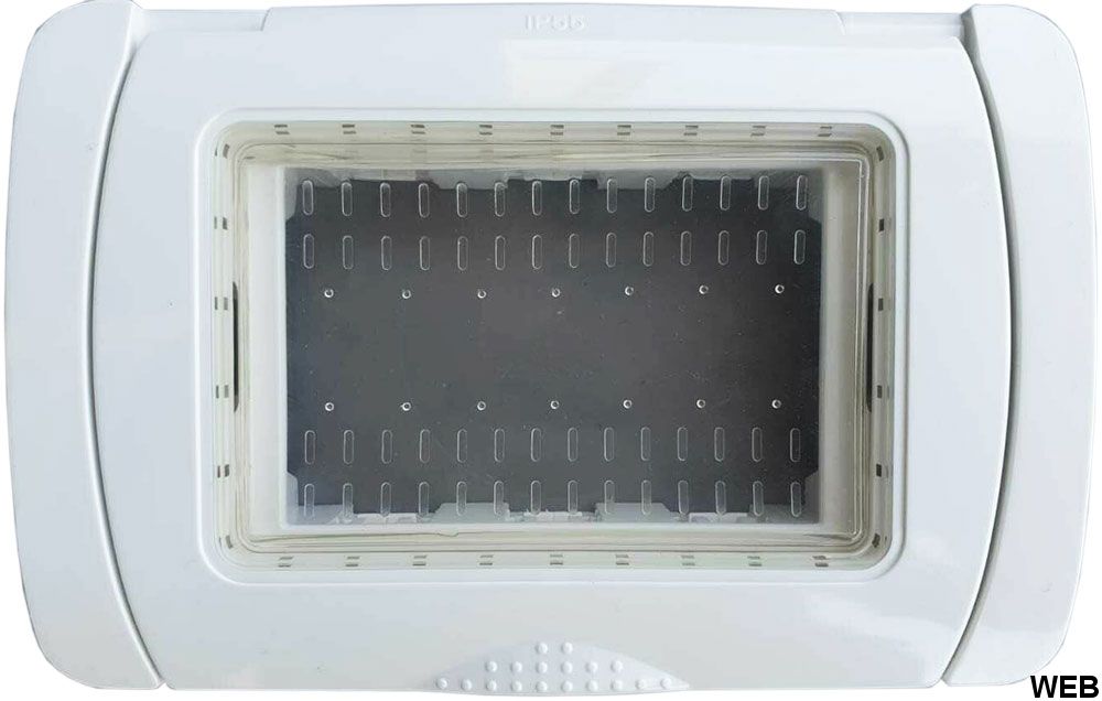 Placca Idrobox IP55 13x8.5cm 3 posti Bianco compatibile Matix