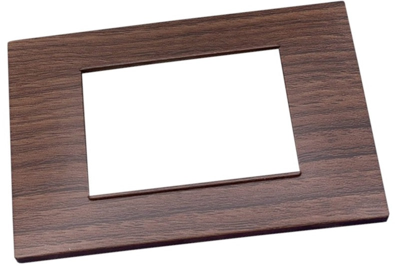 Placca in tecnopolimero 4 posti color ciliegio compatibile Vimar 6970597464230 6004-03 Vimar Plana EL2369