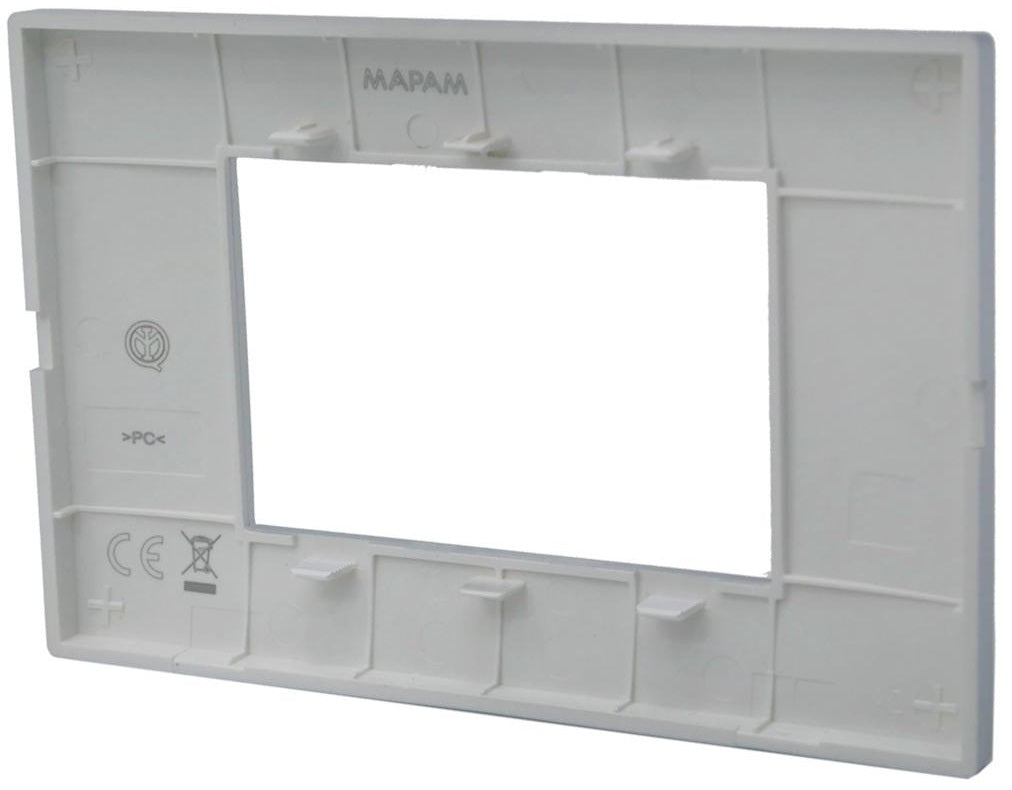 Placca 3 posti bianca Soft Touch compatibile Vimar Plana