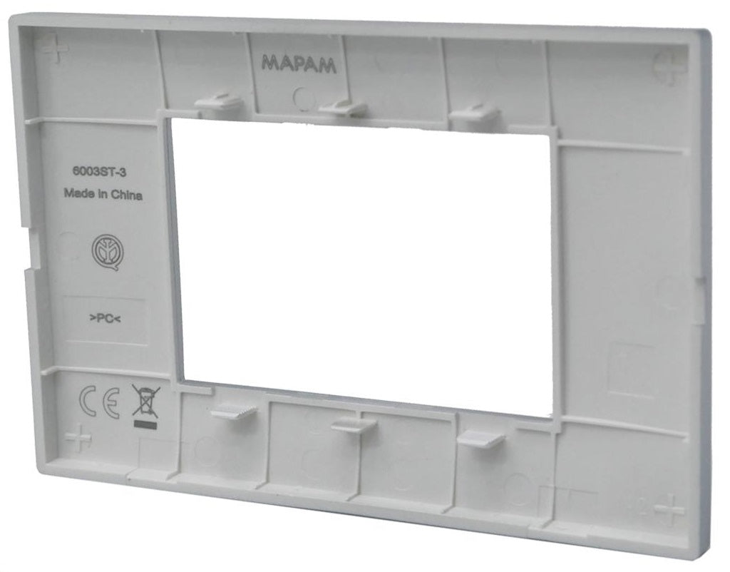 Placca 3 posti argento Soft Touch compatibile Vimar Plana