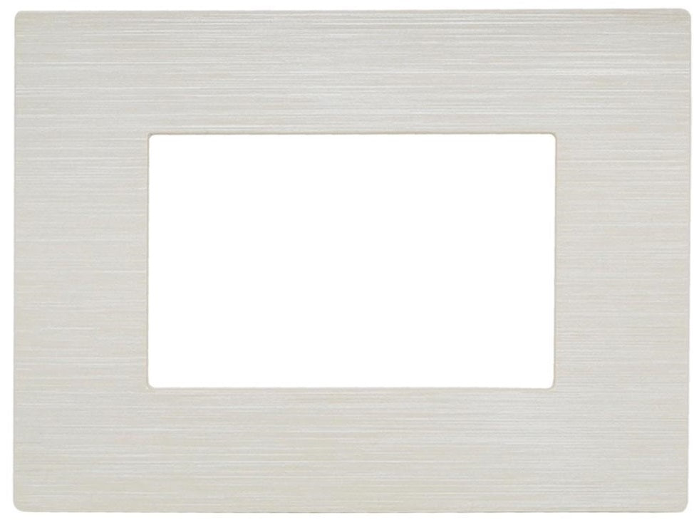 Placca bianco perla spazzolato 3 posti compatibile Living International 0793541336546 8003SL-21 EL2472