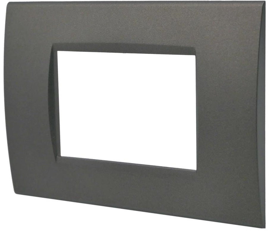 Placca 3 posti testa di moro Soft Touch compatibile Living International