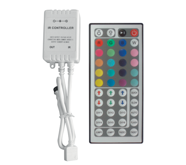 Telecomando a infrarossi per strisce LED 12V 6A 44 tasti Elmark