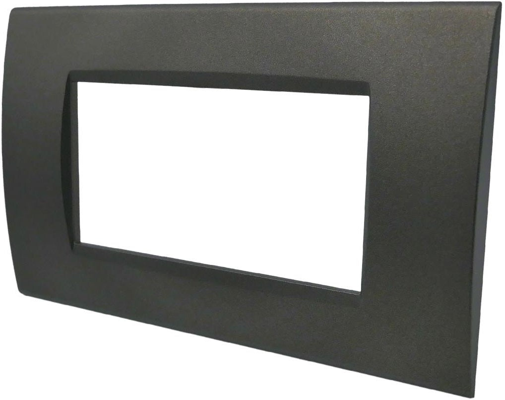 Placca 4 posti testa di moro Soft Touch compatibile Living International