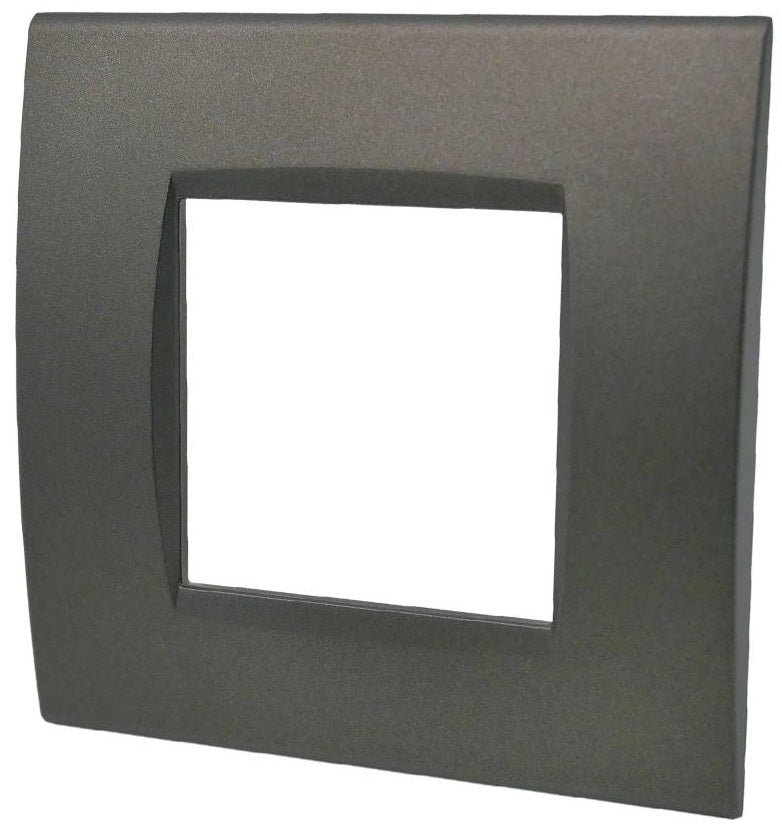 Placca 2 posti testa di moro Soft Touch compatibile Living International