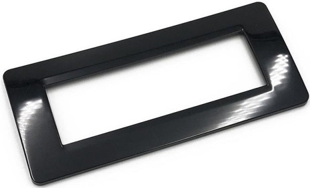 Placca in tecnopolimero 6P nera compatibile Matix