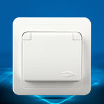 Presa impermeabile in ceramica con coperchio 16A 250V