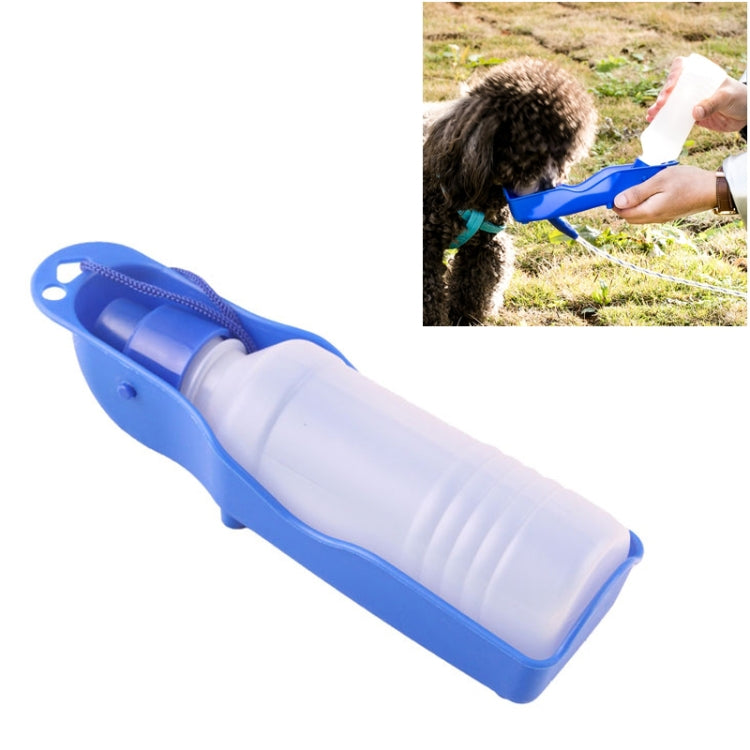 Bottiglia d'acqua portatile per cani/animali domestici da 250 ml, consegna a colori casuale, 250ml Pet Water Bottle