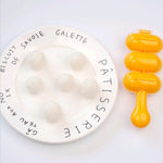 Stampo per shaker per palline di riso per sushi per uso alimentare in stile carino con cucchiaio per bambini, consegna a colori casuale, Spoon Shape