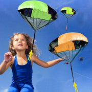 Mini gioco da lancio a mano Paracadute Paracadutista Giochi all'aperto Giocattoli educativi per bambini con figura Soldato per bambini, consegna colore casuale, Hand Throwing Parachute
