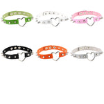 Collare per collana con rivetti in pelle a forma di cuore alla moda stile punk, consegna casuale dei colori, TXXQ04