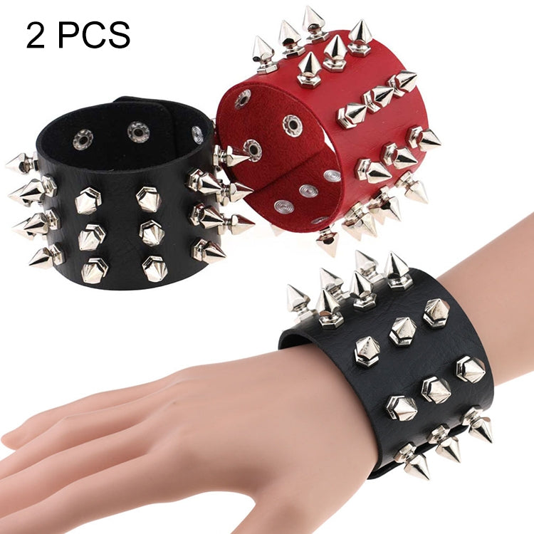 2 pz stile punk europeo e americano moda esagerata punta conica 3 file rivetti braccialetto in pelle, consegna colore casuale