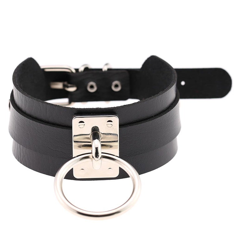 Collana girocollo in pelle PU con anello argento 29-37 cm