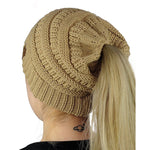 Cappello da lavoro a maglia con cappuccio a coda di cavallo con lettera CC per donna, Black, Grey, Magenta, Black+Grey, Red, Baby Blue, White, Wine Red, Brown