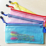Buste per cancelleria in rete di plastica con cerniera da 12 pezzi, consegna a colori casuale (A5, dimensioni: 24x17,5 cm), A5, Size: 24x17.5cm