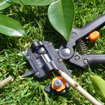 Set di strumenti per innesto professionale Forbici da potatura Macchina per innesto per piantine Dispositivo per innesto con tre lame, un coltello a croce, una chiave inglese, Black