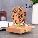 Decorazioni per la casa Originalità Scatole musicali in legno, Ferris Wheel Shape, Train Shape, Carousel Shape, Seesaw Shape, Dance Angel Shape, Birthday Cake Shape, Eiffel Tower Shape, Taj Mahal Shape, Arc De Triomphe Shape, Castle Shape              ...