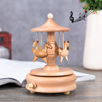 Decorazioni per la casa Originalità Scatole musicali in legno, Ferris Wheel Shape, Train Shape, Carousel Shape, Seesaw Shape, Dance Angel Shape, Birthday Cake Shape, Eiffel Tower Shape, Taj Mahal Shape, Arc De Triomphe Shape, Castle Shape              ...
