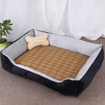 Coperta per cani e gatti con tappetino in rattan S 60x45x15 cm