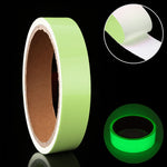 Nastro luminoso verde che si illumina al buio Adesivo da parete Nastro luminoso fotoluminescente Decorazione per la casa, dimensioni: 1 cm x 3 m, 1cm x 3m