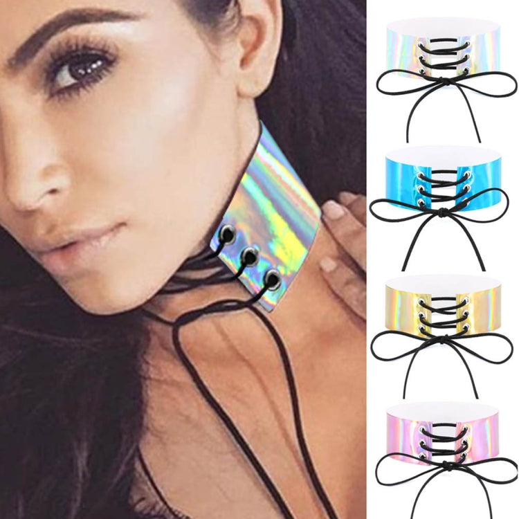 Collana europea e americana semplice e sexy con colletto legato alla moda, collana luminosa con pelle laser, consegna casuale dei colori, QCSF