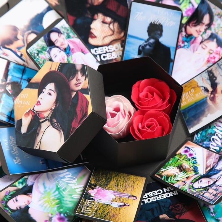 Confezione regalo esagonale con album fotografico fatto a mano