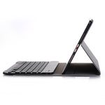 Custodia in pelle con tastiera per iPad 10,2"