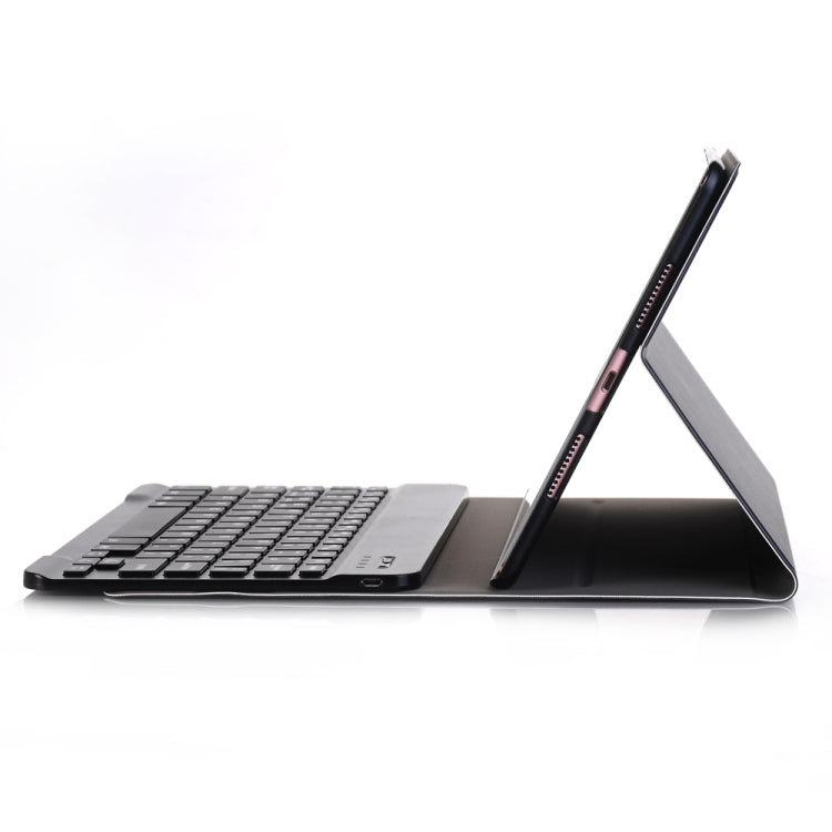 Custodia in pelle con tastiera per iPad 10,2"