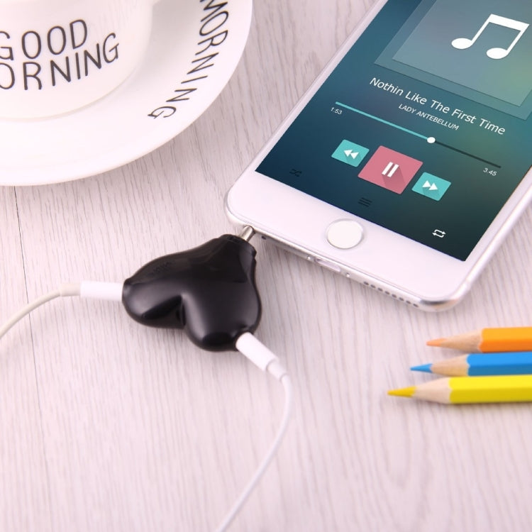 1 maschio a 2 femmine jack da 3,5 mm adattatore splitter audio video multifunzione per auricolari a forma di cuore con portachiavi per iPhone, iPad, iPod, Samsung, Xiaomi, HTC e altri prodotti elettronici digitali con interfaccia audio da 3,5 mm