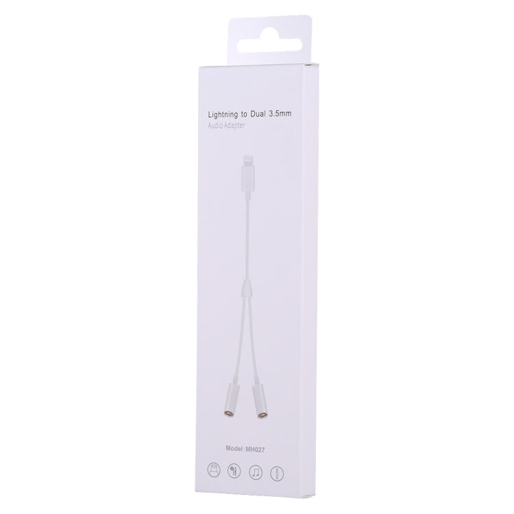 Adattatore audio 3,5 mm a 8 pin maschio 2 in 1