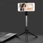 Treppiede con asta e autoscatto Bluetooth per smartphone