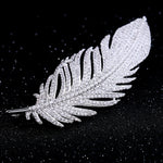 Spilla a corpetto per abiti in platino di alta qualità con motivo semplice piuma da donna, Feather Pattern