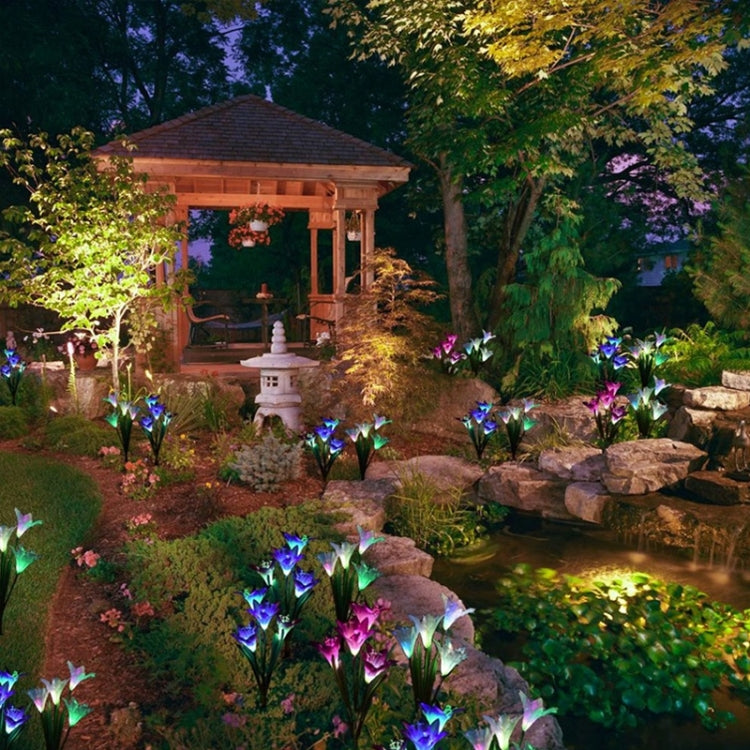 Lampada da giardino solare LED impermeabile IP55 4 teste