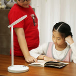Lampada da scrivania pieghevole per protezione degli occhi a LED per l'apprendimento degli studenti, alimentata tramite USB, USB Powered