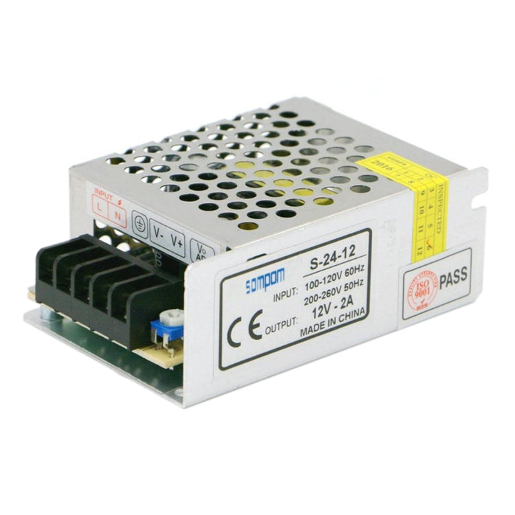 Alimentatore 24W 12V 2A con guscio in ferro