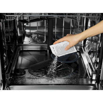 M2GCP600 Clean & Care 3-in-1 for washing machines and dishwashers - 6 sachets