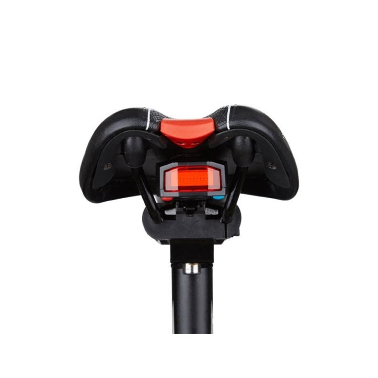 Fanale posteriore per bicicletta con allarme LED COB intelligente impermeabile IP65 impermeabile con telecomando, distanza di controllo: 1-100 m, IP65 Waterproof Taillight